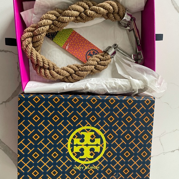 Tory Burch Rope necklace. - Picture 2 of 3